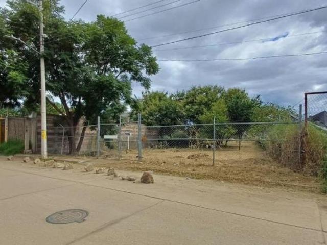 TERRENO SIMBOLOS PATRIOS OAXACA
