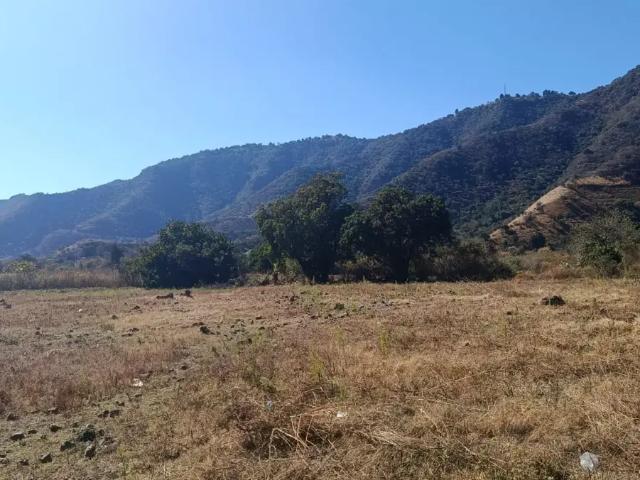 Terreno sobre carretera uso comercial y habitacional