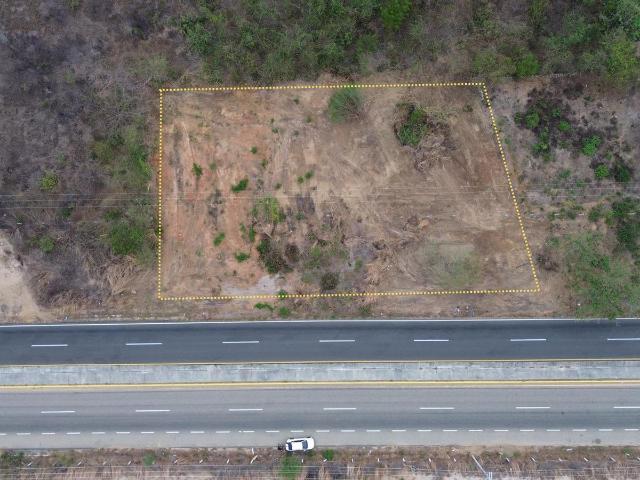 TERRENO SOBRE CARRETERA FEDERAL SANTA ELENA EL TULE