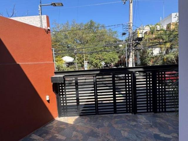 TERRENO SOBRE LOPEZ COTILLA, ESQUINA CON EMERSON