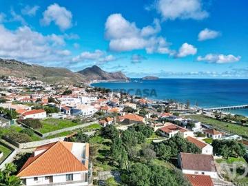 Terreno T5 em Porto Santo de 4766,00 m²