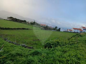 Terreno T0, Almagreira, Vila do Porto | BPI Expresso Imobiliário
