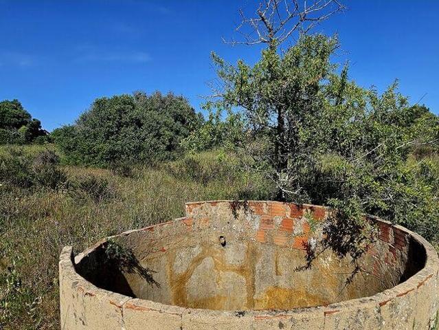 Terreno T1 em Bensafrim e Barão de São João de 25200,00 m²