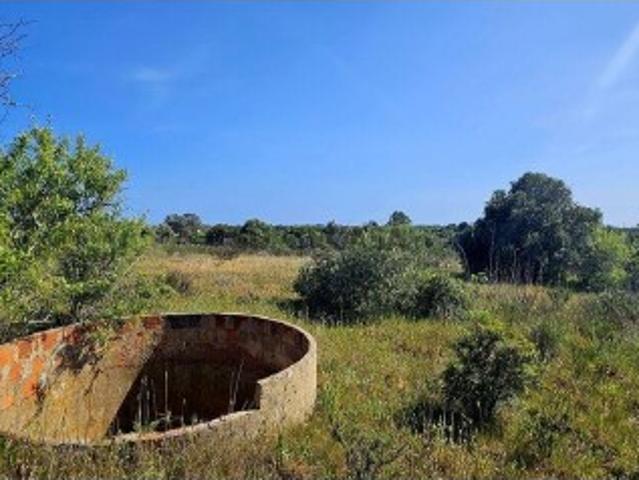 Terreno T1 em Bensafrim e Barão de São João de 25200,00 m²