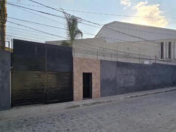 TERRENO / TERRAZA EN VENTA EN COLONIA MARIANO OTERO