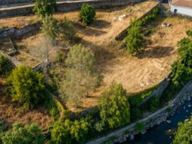 Terreno único junto rio 3112m2