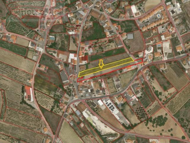Terreno Urbanizável centro de Usseira