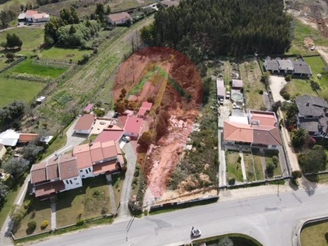 TERRENO URBANIZAVEL COM 4680M2 » VALENÇA DO MINHO