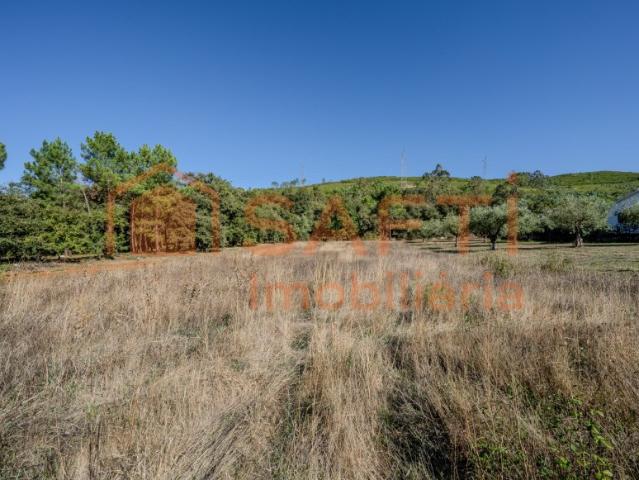 Terreno urbanizável com 1650 m2