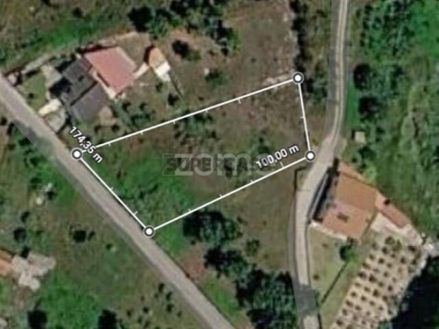 Terreno urbanizável com 1.600 m² em Ançã Cantanhede