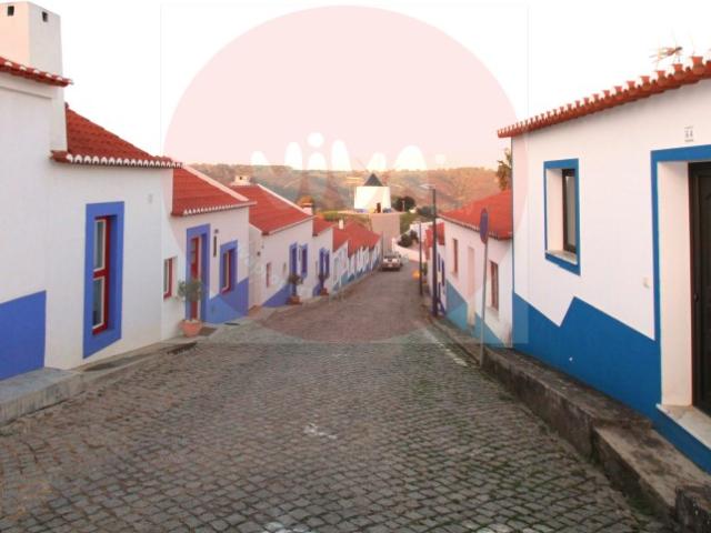 Terreno urbanizável com grande potencial, em Odeceixe
