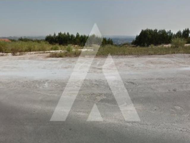Terreno urbano 9.000m2 em Crocha, Caldas da Rainha