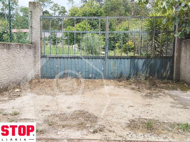 TERRENO URBANO ZONA SOSSEGADA !
