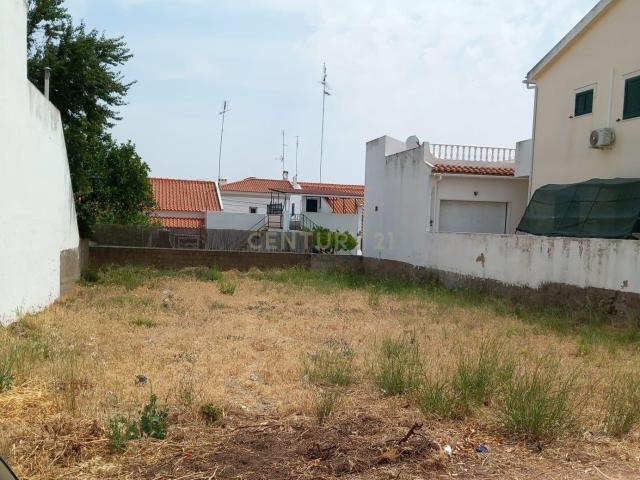 Terreno urbano à venda em Nossa Senhora da Expectação Campo Maior