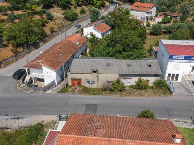 Terreno urbano c/583m2 c/ uma benfeitoria de Armazém Assafarge,Coimbra
