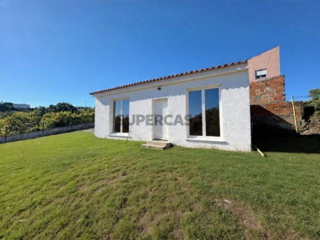 Terreno Urbano C/ Luz e Anexo Registado Sesimbra