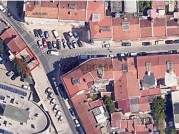 Terreno Urbano Centro da Pontinha | 100 m² | 8 min do Metro