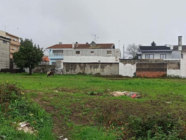 Terreno Urbano com 1000m2 para 6 Moradias