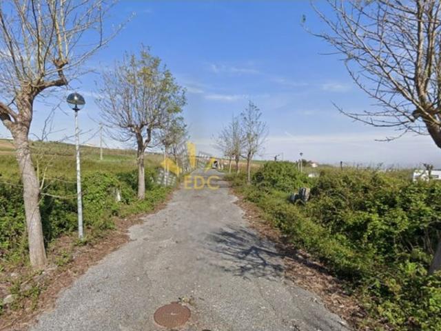 Terreno urbano com 189m2 | Localizado na Lourinhã Marteleira | Não perca a oportunidade, marque já a sua visita!
