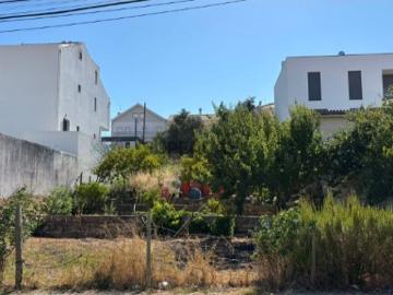 Terreno urbano com 263.70 m² no Bairro das Maroitas, São João da Talha