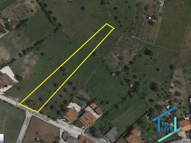 Terreno Urbano com 2.695 m2 – A 2 Minutos do Centro de Tomar