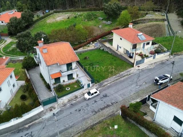 Lote de Terreno para Construção em Fonte de Arcada, Penafiel