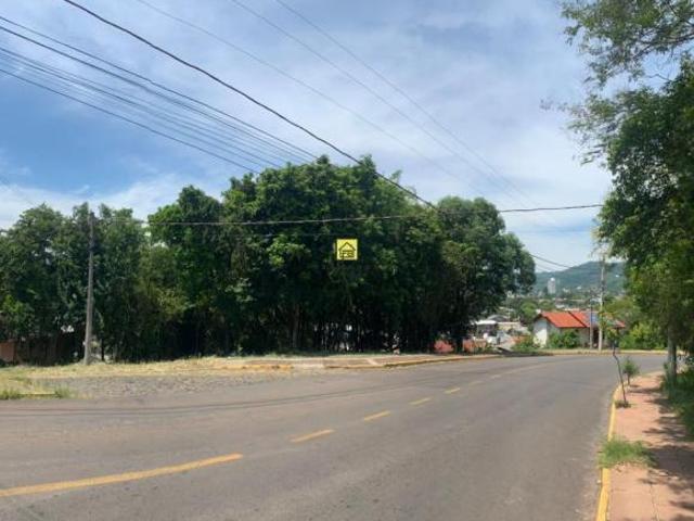 Terreno urbano com 420m² no Bairro Bom Pastor, em Igrejinha. Situad