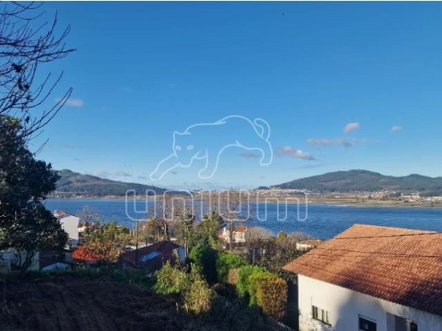 TERRENO URBANO COM 450 m² | SEIXAS, CAMINHA COM VISTAS