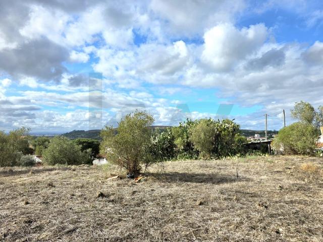 Terreno Urbano com 580 m² – Arrepiado, Vila de Tradição nas Margens do Tejo