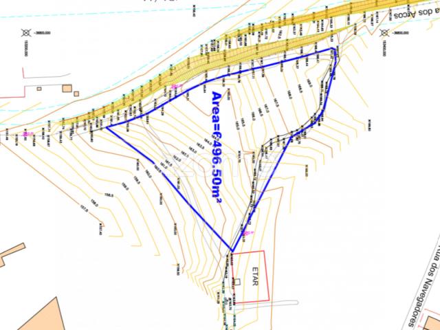 Terreno Urbano com 6500 m2 Grijó, V.N. Gaia