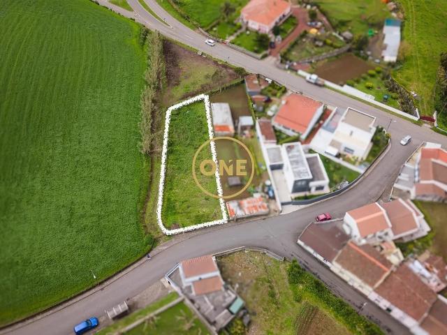 Terreno Urbano com 665m² – Remédios da Lagoa
