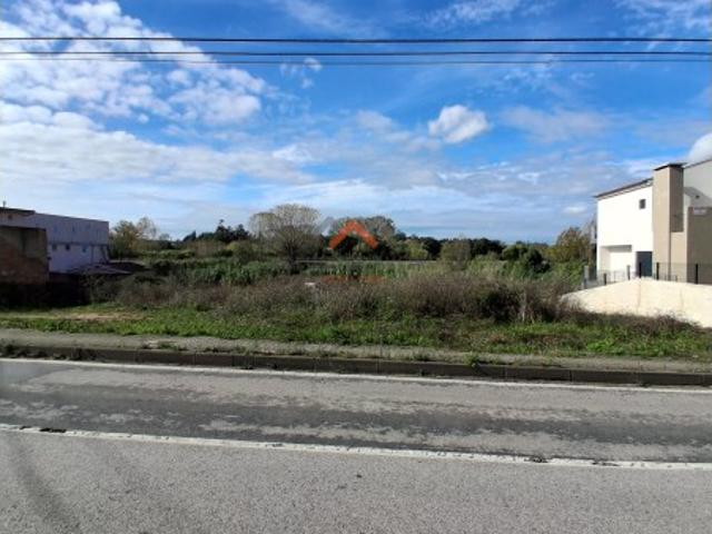 Terreno Urbano com 743 m² Vendas da Pedreira, Anadia