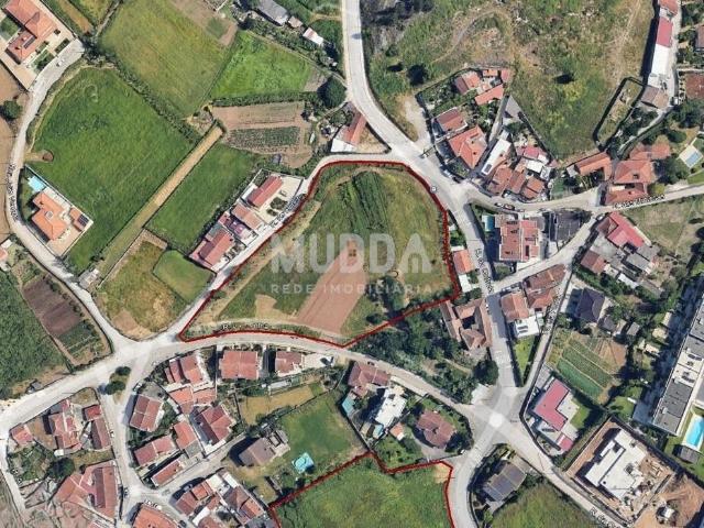 Terreno Urbano com 9.000 m² em Susão – Valongo