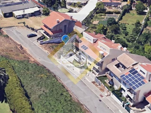 Terreno Urbano, com a área de 340m2,em canelas,V.N.Gaia!