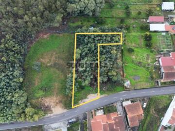 Terreno Urbano com possibilidade de construção em S. Martinho do Bispo