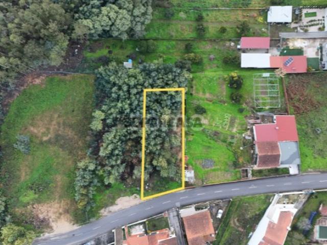Terreno Urbano com possibilidade de construção em S. Martinho do Bispo