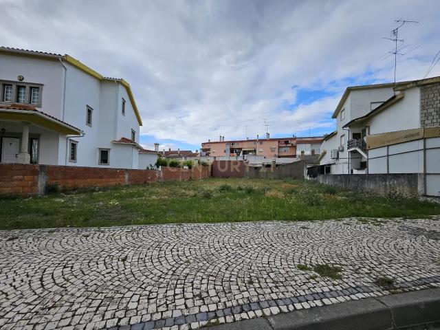 Terreno Urbano com Projeto Aprovado em Alcains, Castelo Branco