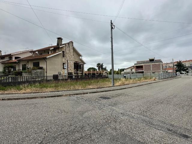 Terreno Urbano com Projeto Aprovado junto ao Glicinias