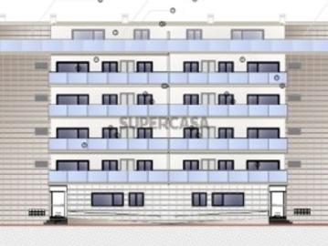 Terreno Urbano, com Projeto aprovado no centro de Loures