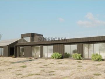 Terreno Urbano com projeto aprovado para moradia