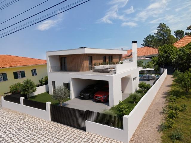 Terreno Urbano com Projeto e Taxas pagas Palmela