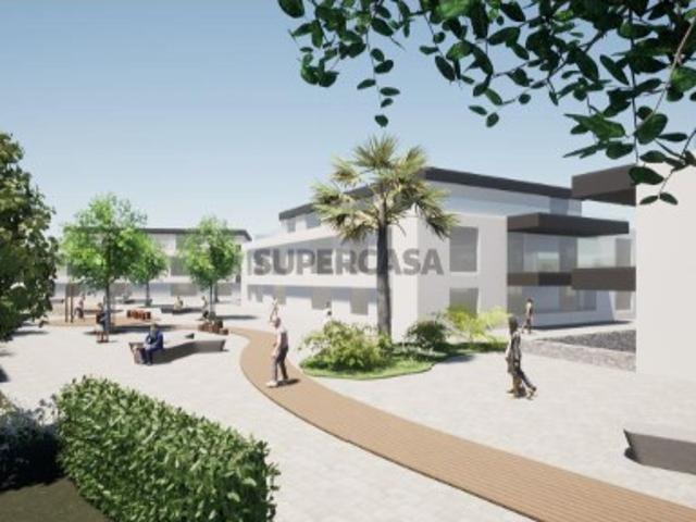 Terreno urbano com projecto aprovado para loteamento com 5 prédios 50 apartamentos, entre a praia do Baleal e a praia de Almagreira, Ferrel, Peniche. Excelente investimento a não perder!