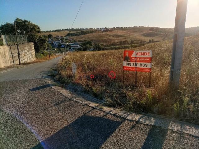 Terreno Urbano com Viabilidade de Construção Comeiras de Baixo Achete