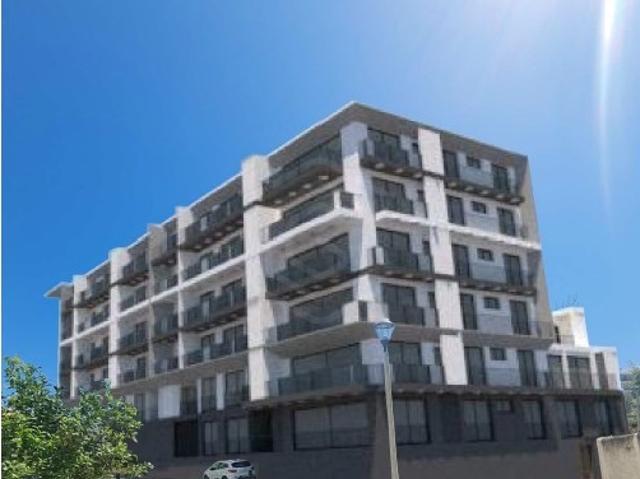 Terreno Urbano com viabilidade para construção em zona residencial em Quarteira, Algarve