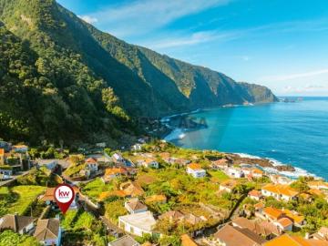 Terreno à venda com Vista Deslumbrante para o Mar em Seixal, Porto Moniz! 496 m²