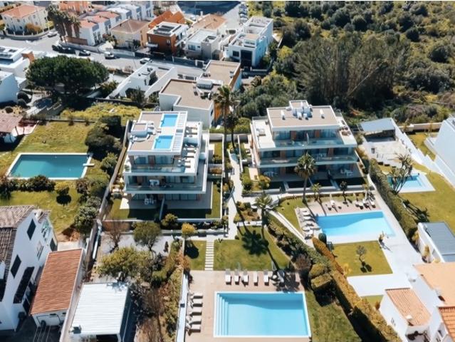 Terreno Urbano com Vista Mar em Cascais 1.620 m² com Potencial de Construção