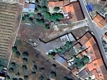 Terreno Urbano com Vista para Serra em Abrantes