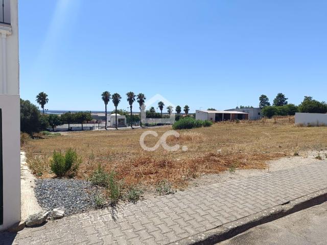Terreno urbano de 1520 m² com vista rio em Torrão, Alcácer do Sal