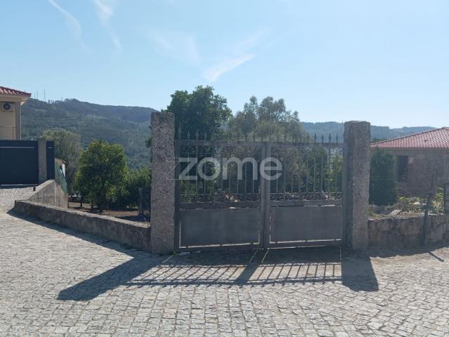 Terreno Urbano de 1.024 m² — Geraz do Minho, Póvoa de Lanhoso