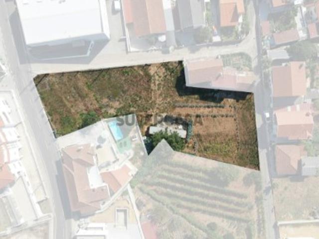 Terreno Urbano de 1.600 m² para construção em Margaride, Felgueiras